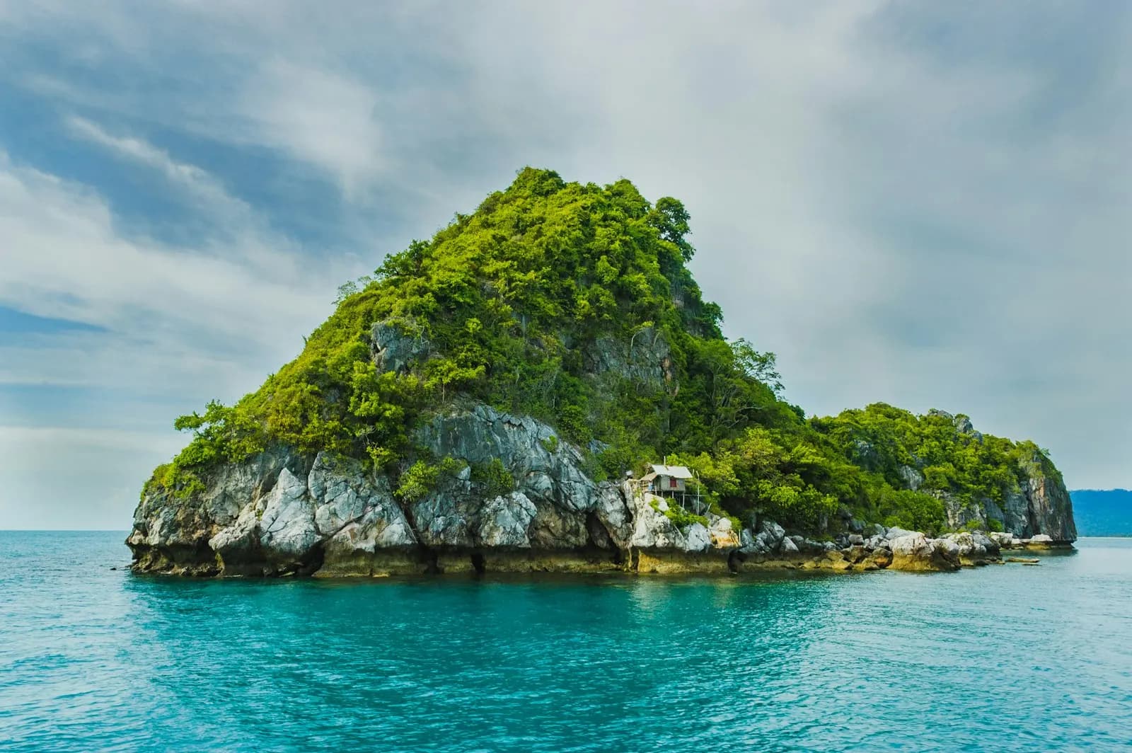 Caribbean island aerial view representing Little St. James, Jeffrey Epstein's private island in the U.S. Virgin Islands